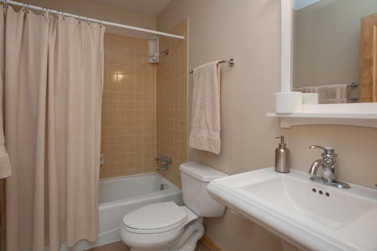 Holiday home Cozy Townhouse On The Main Bus Line Breckenridge