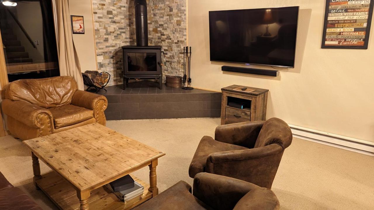 Cozy Townhouse On The Main Bus Line Breckenridge